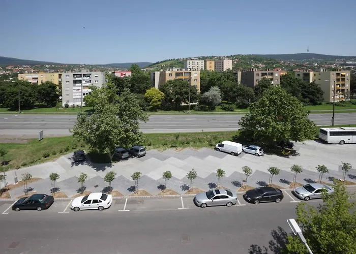 Laterum Economy Hotel *